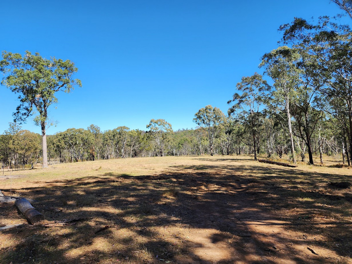 1 Garvey Road, RAVENSBOURNE QLD 4352