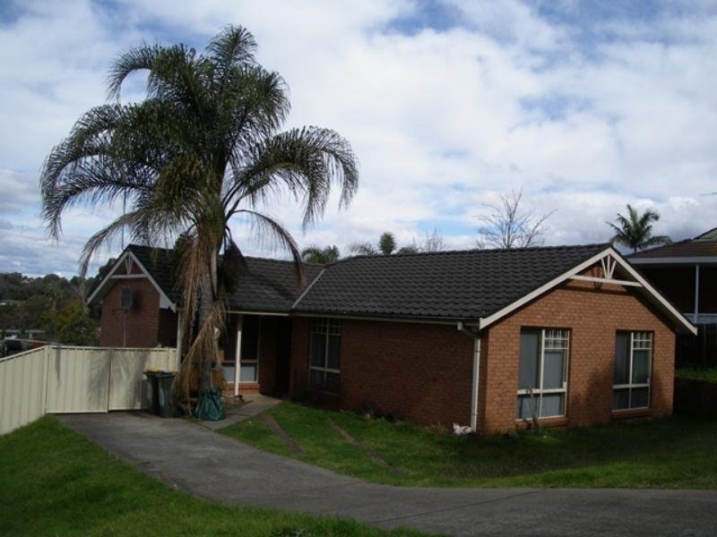 10 Epidote Cl, EAGLE VALE NSW 2558