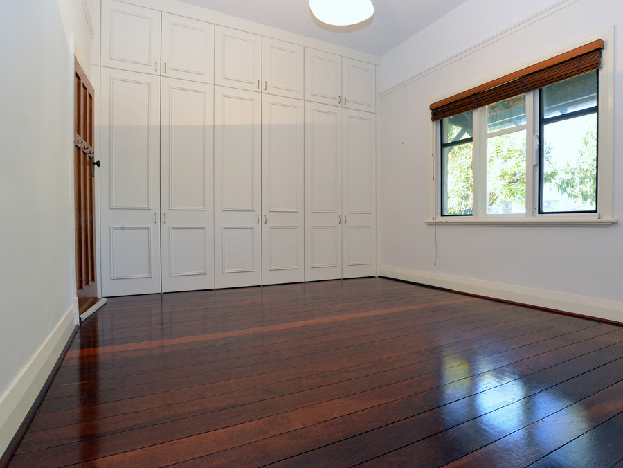 9 Leura Street Nedlands WA 6009