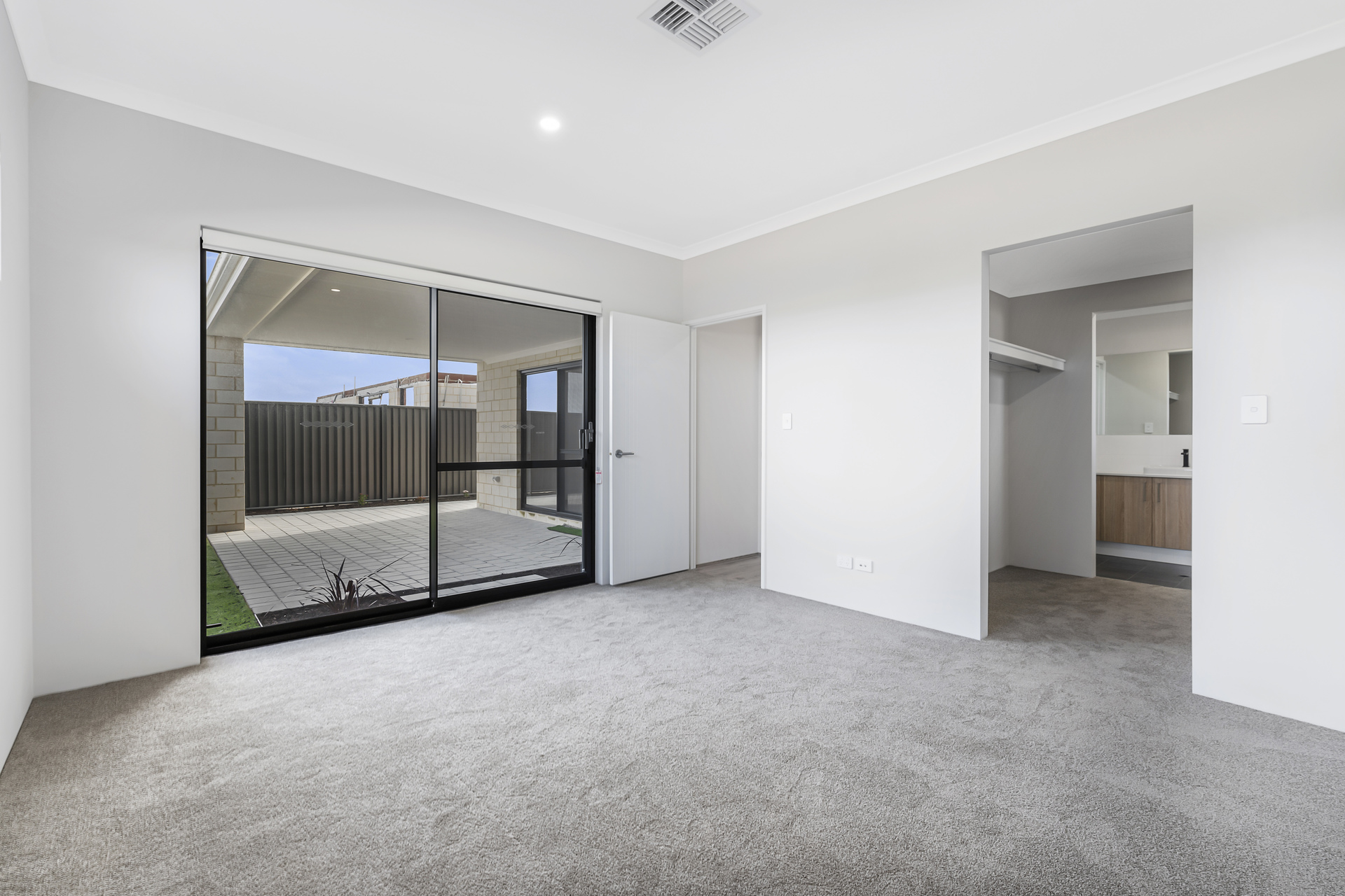 66 Rio Marina Way Mindarie WA 6030
