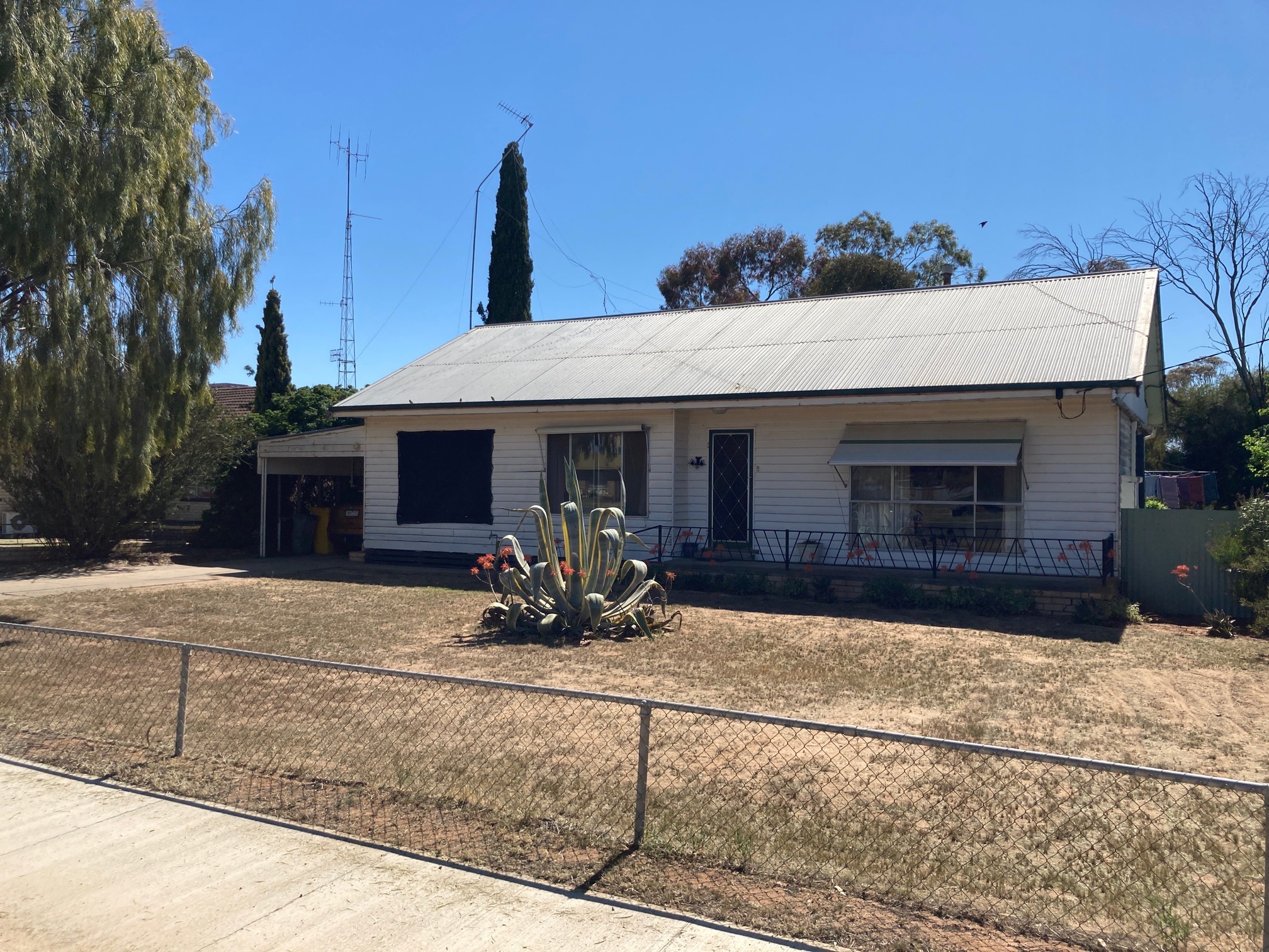 130 LASCELLES STREET, HOPETOUN VIC 3396