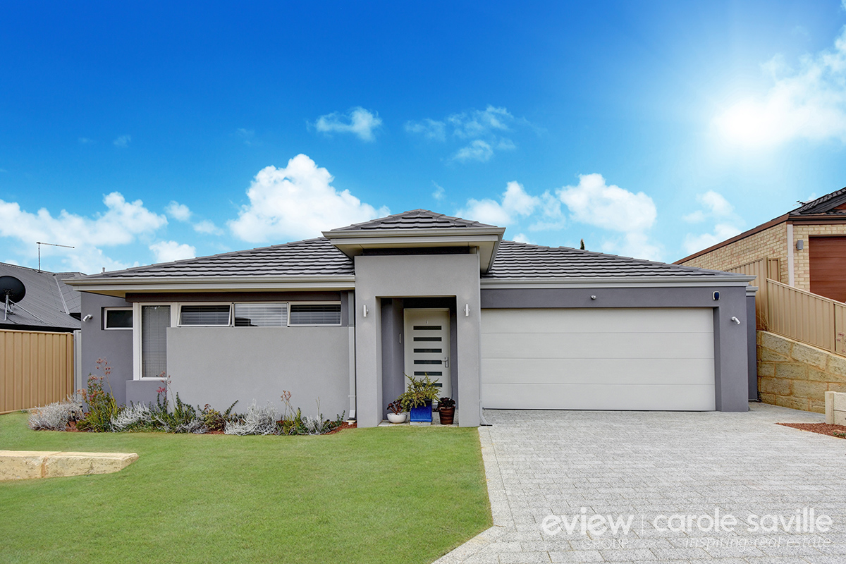 18 Dunedin Chase Hocking WA 6065