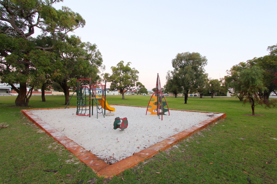 17a Norman Street Karrinyup WA 6018