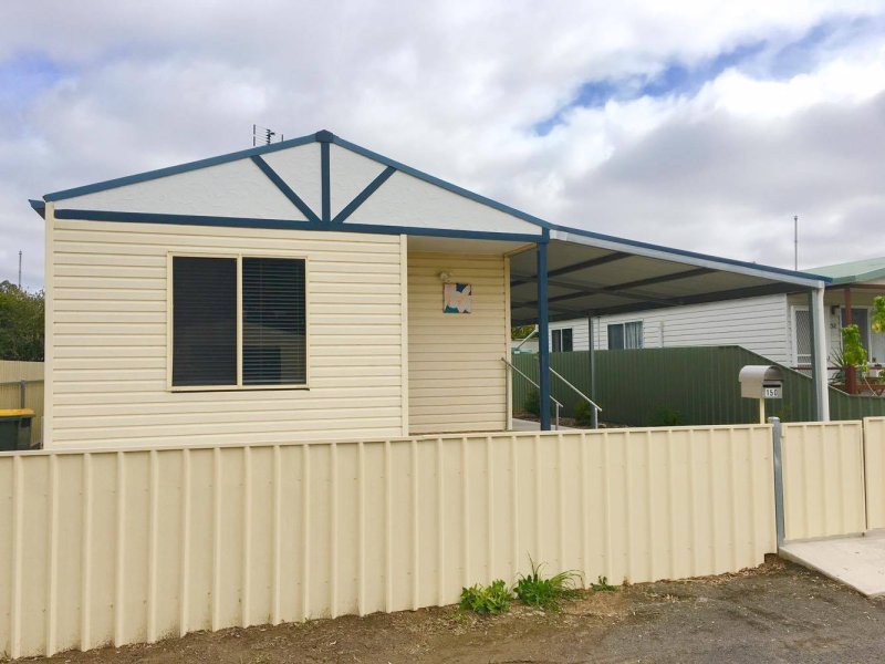 150 Parker Street, HAY NSW 2711