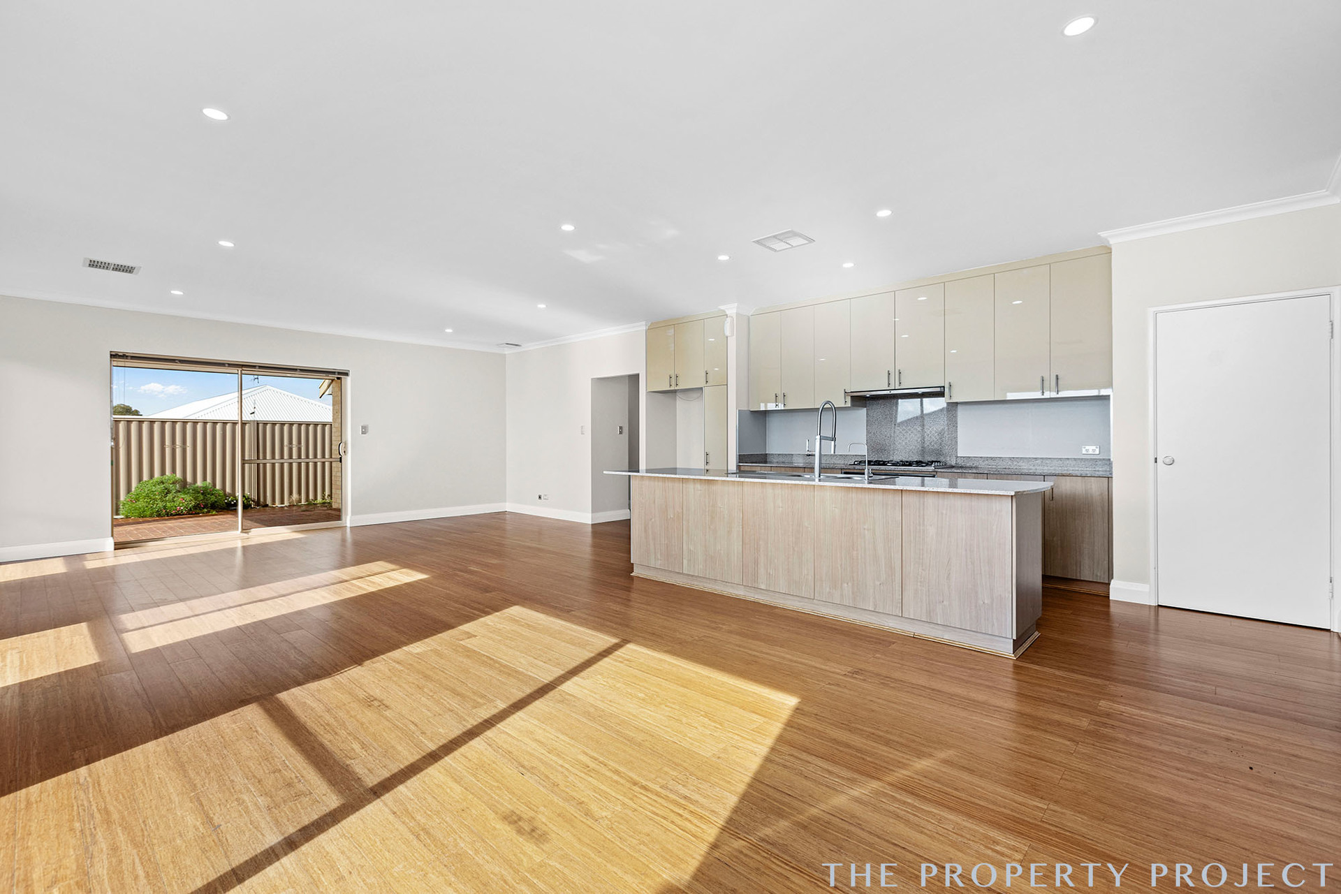 24 Wicklow Circle Darch WA 6065