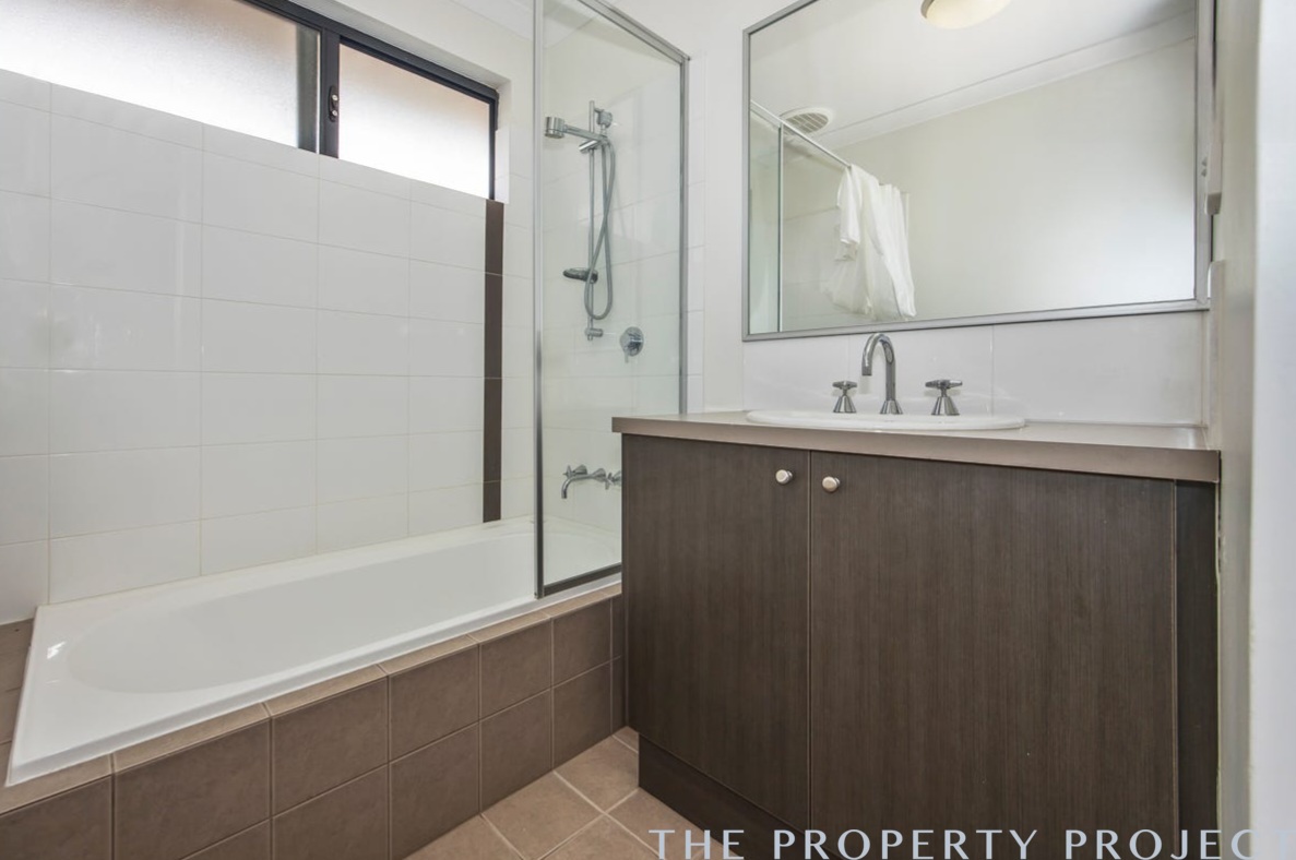 44 45 Elvire Street Viveash WA 6056