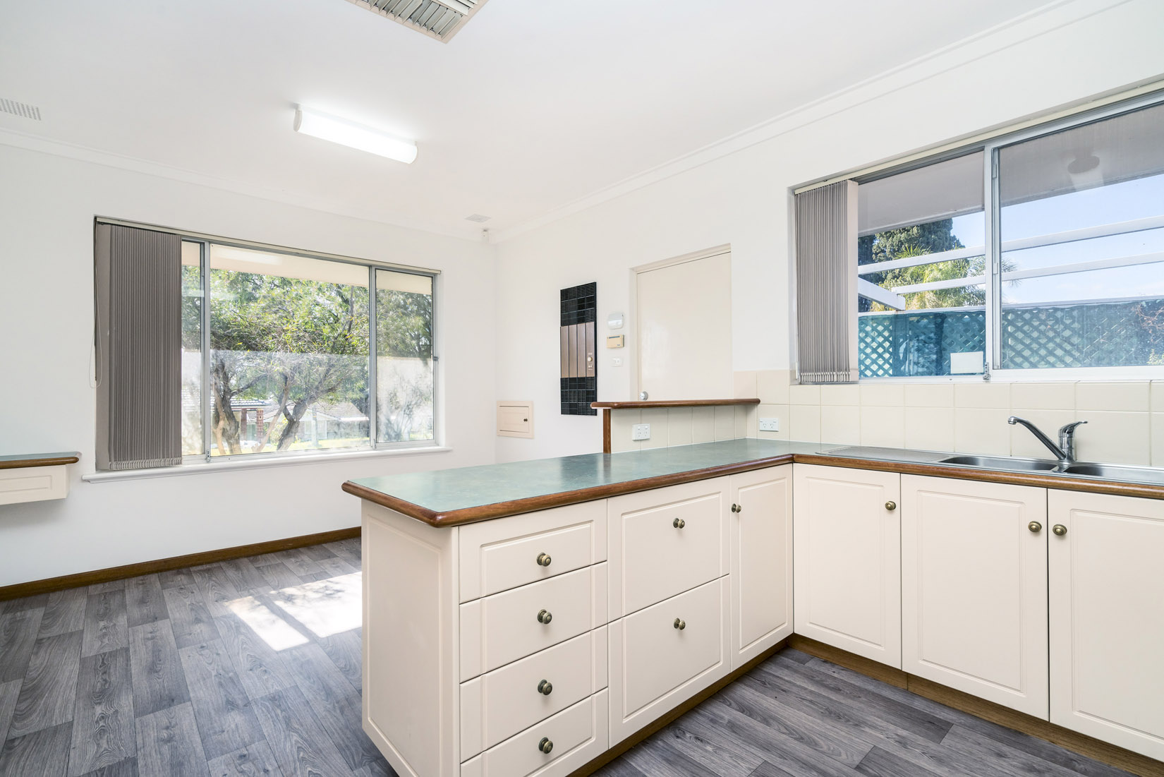 5 Jeffery Road Dianella WA 6059