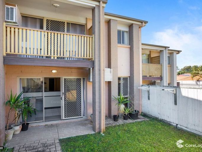 8 / 22 High Street, FOREST LAKE QLD 4078