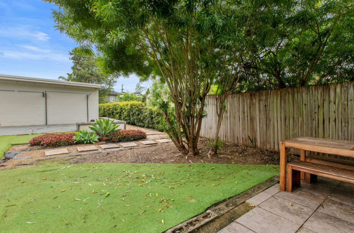 8 / 9 Bayliss Street, TOOWONG QLD 4066