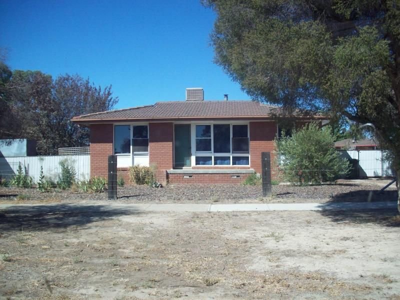 90 Decimus Street, DENILIQUIN NSW 2710