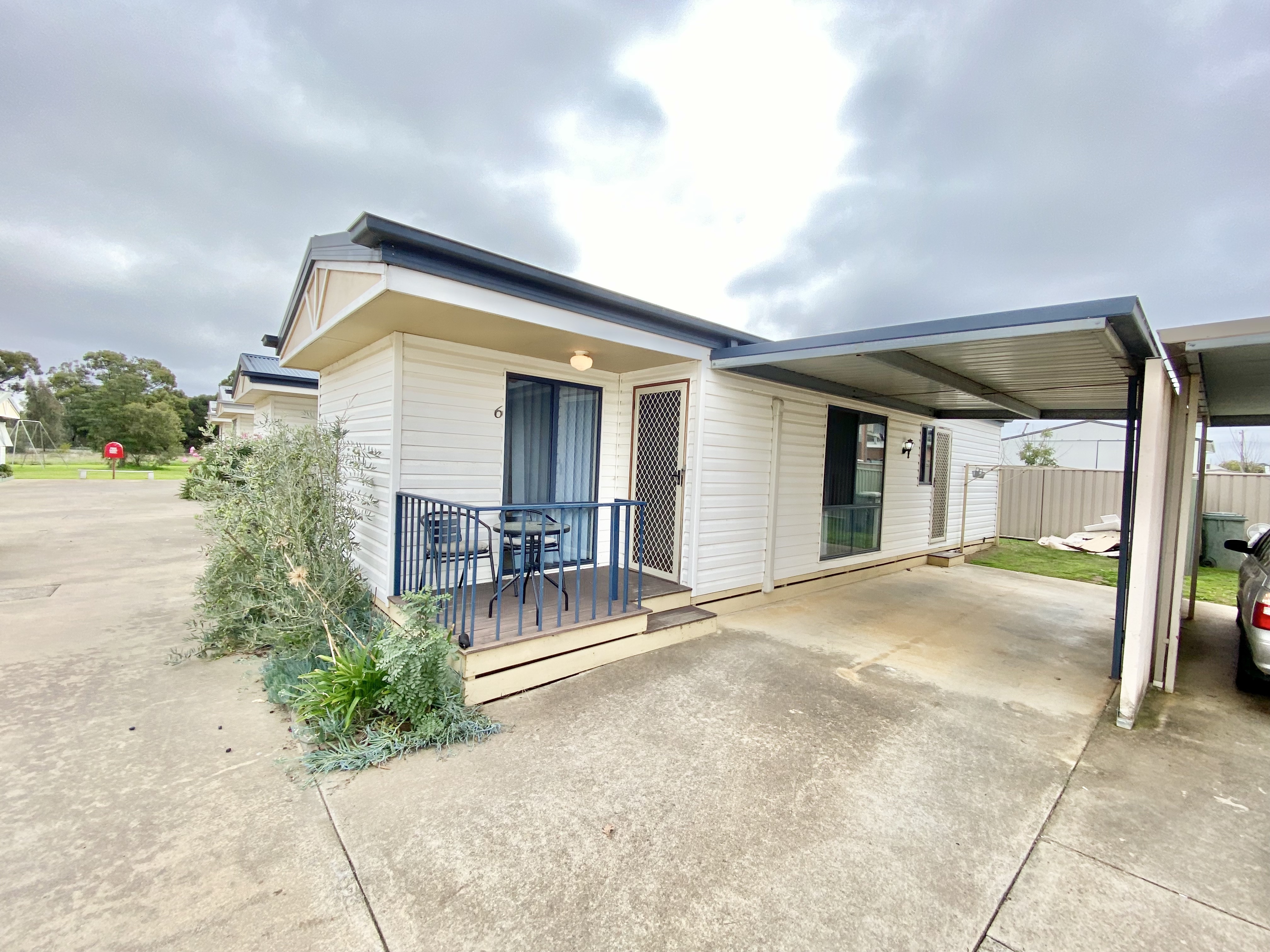 6 / 73 Butler Street, DENILIQUIN NSW 2710