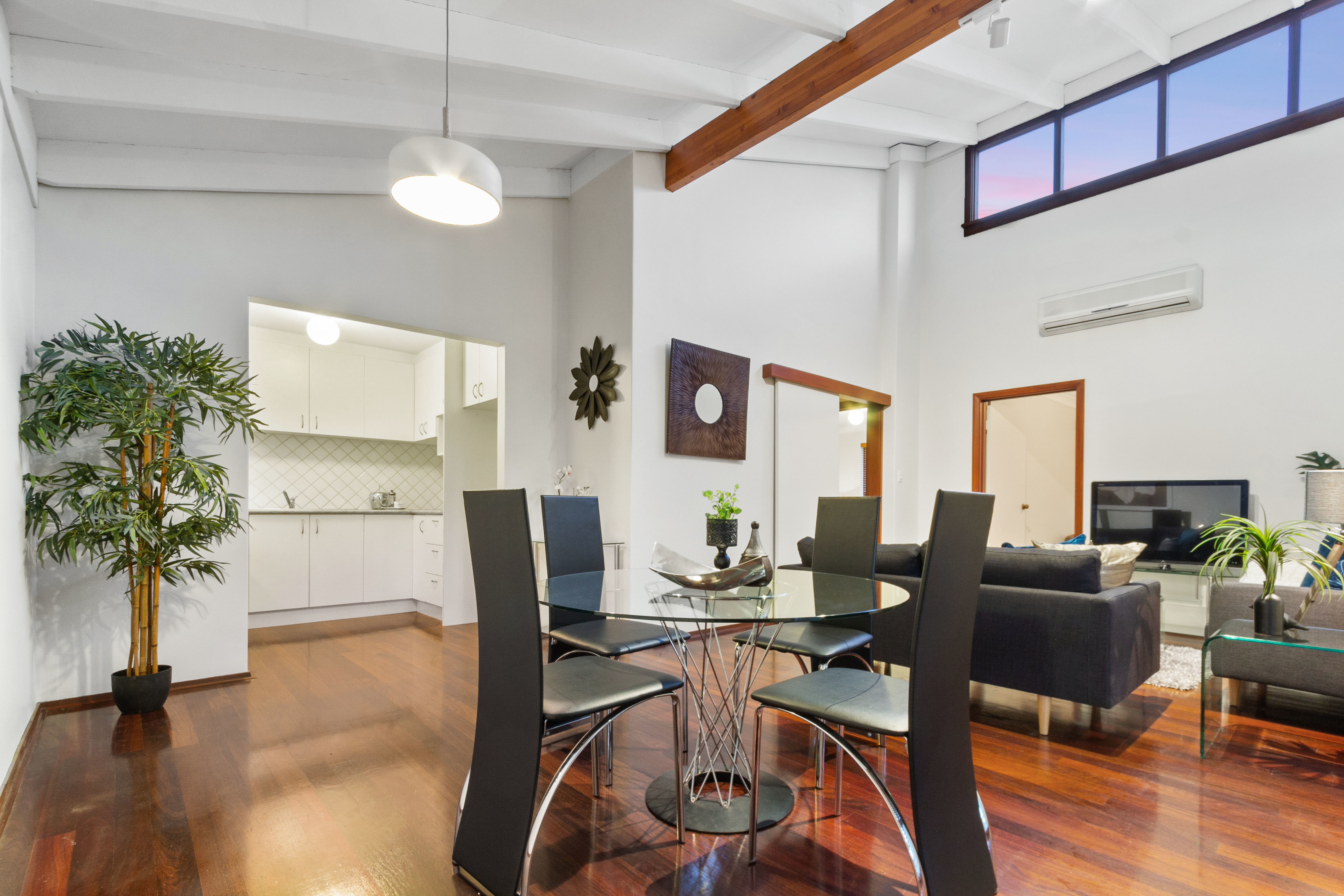 5 160 Broadway Crawley WA 6009