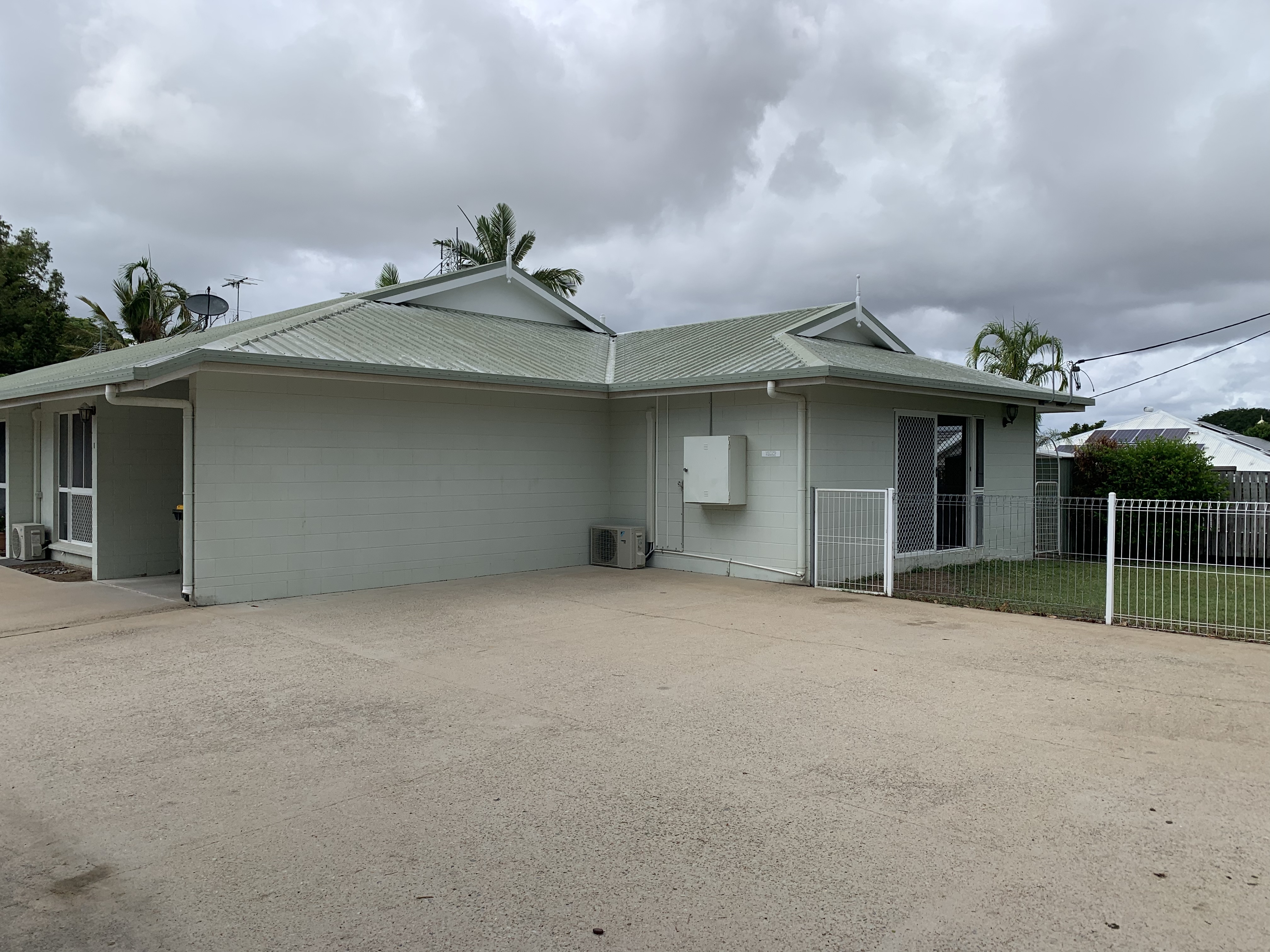 Unit 1 / 2A Ralston St, WEST END QLD 4810