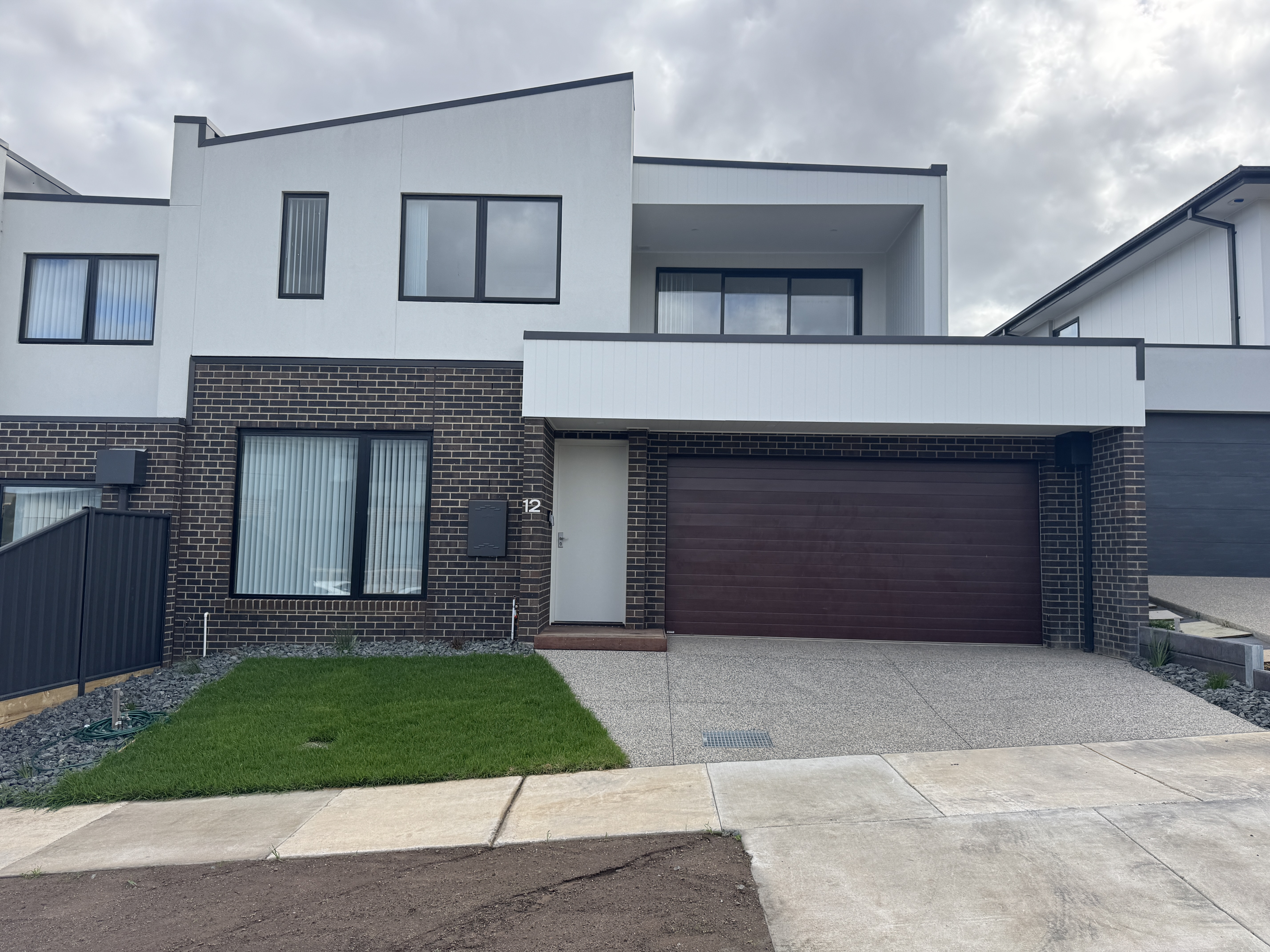 12 Koop Close, HIGHTON VIC 3216