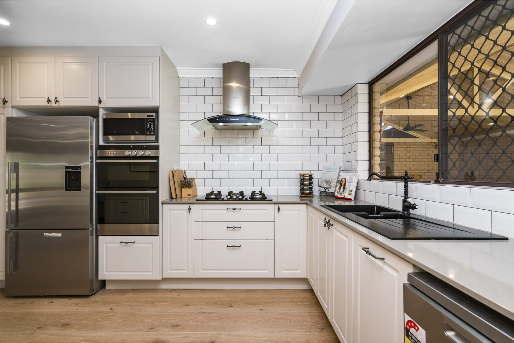 3A Charing Crescent Marangaroo WA 6064