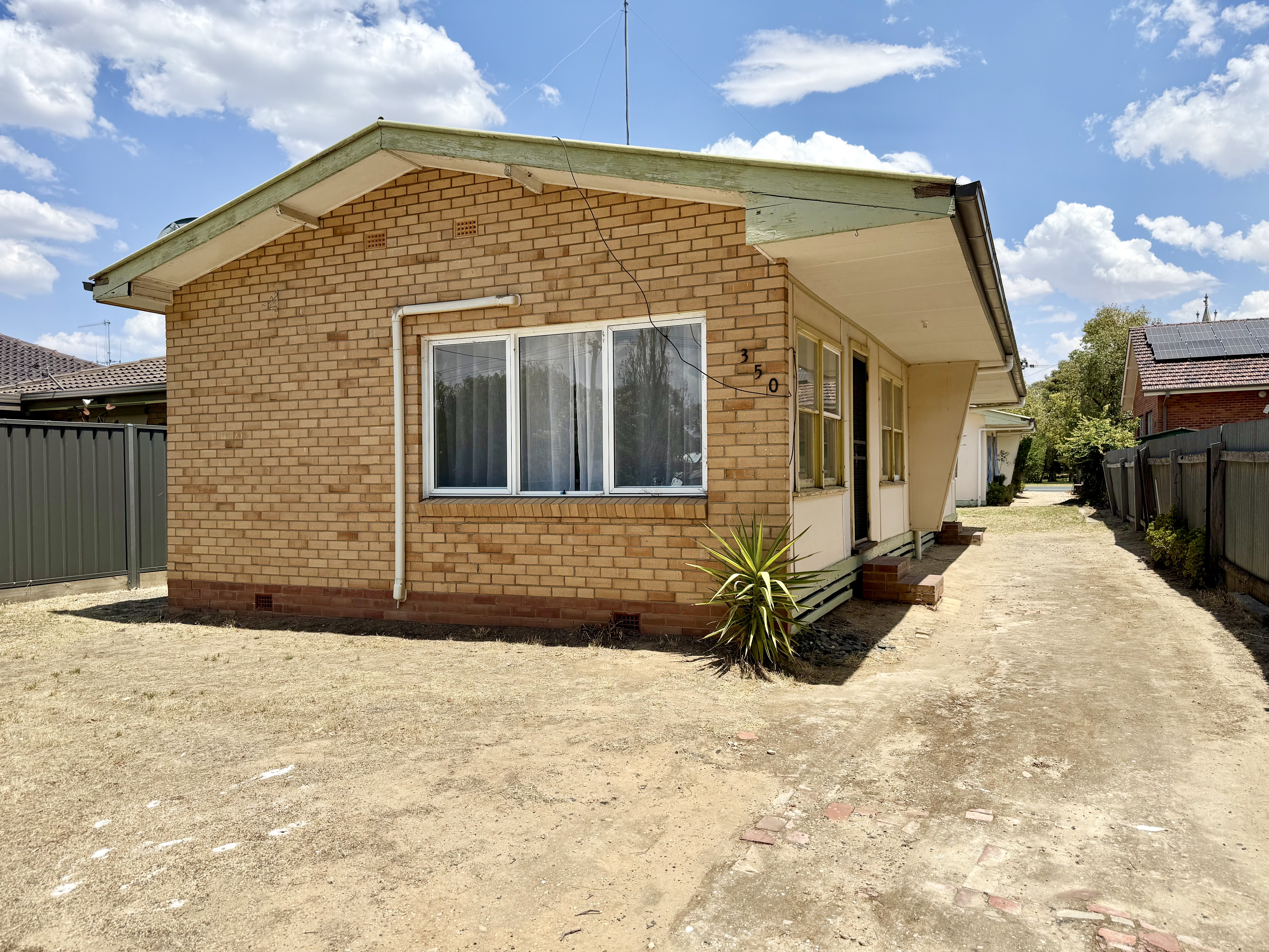 2 / 350 Harrison Street, DENILIQUIN NSW 2710