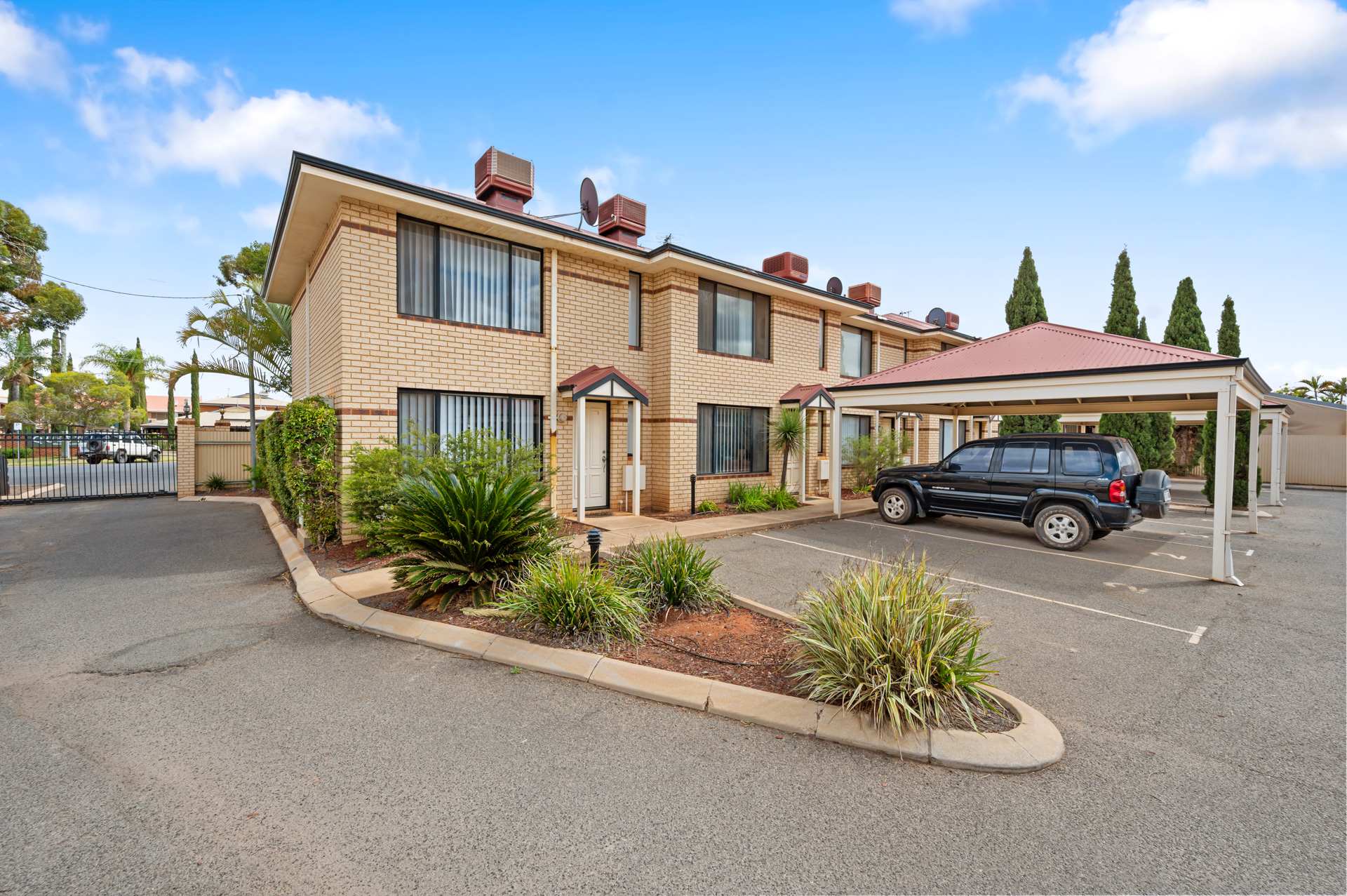 1 / 201-209 Egan Street, KALGOORLIE WA 6430