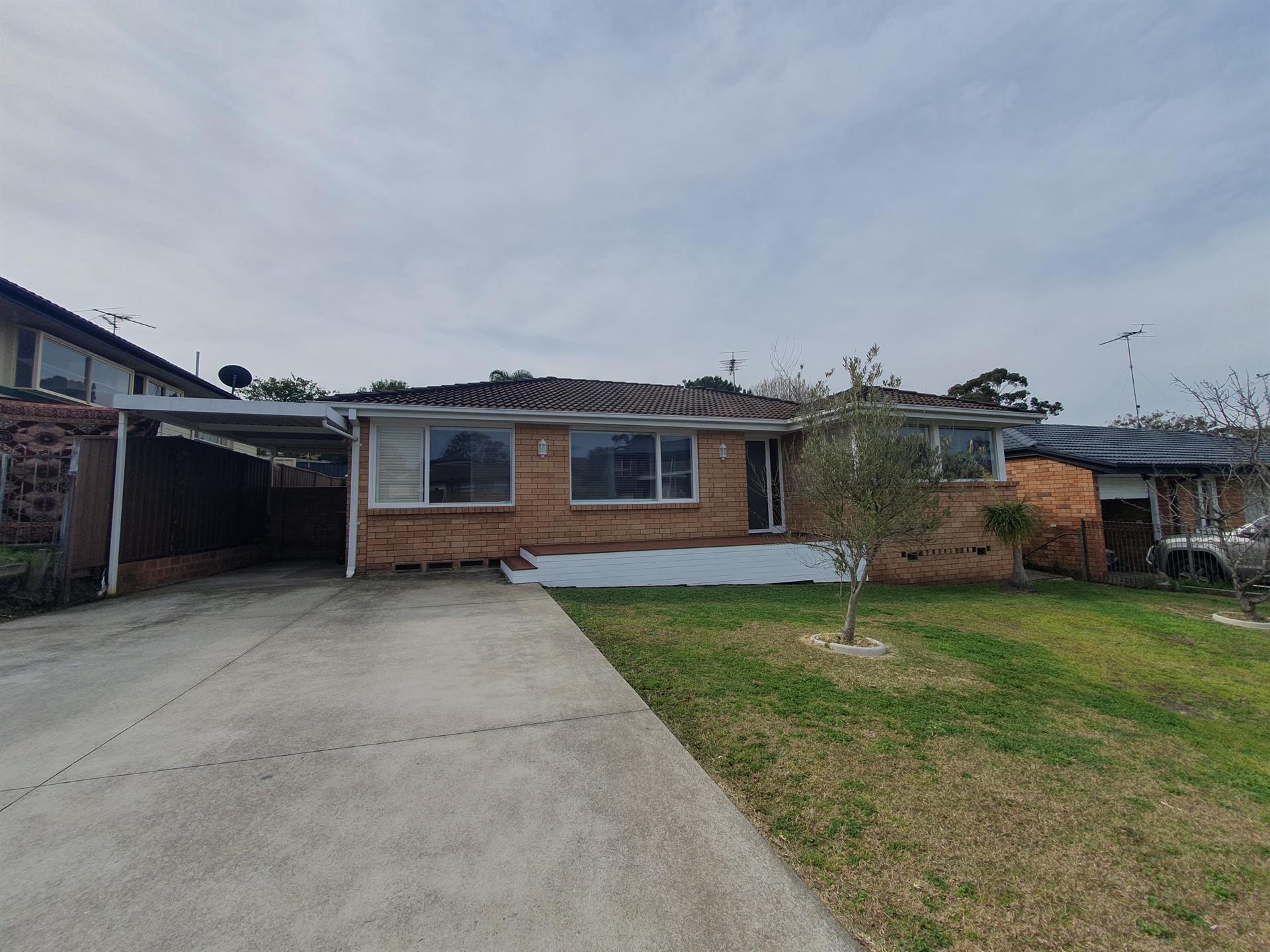 5 Poplar Crescent, BRADBURY NSW 2560