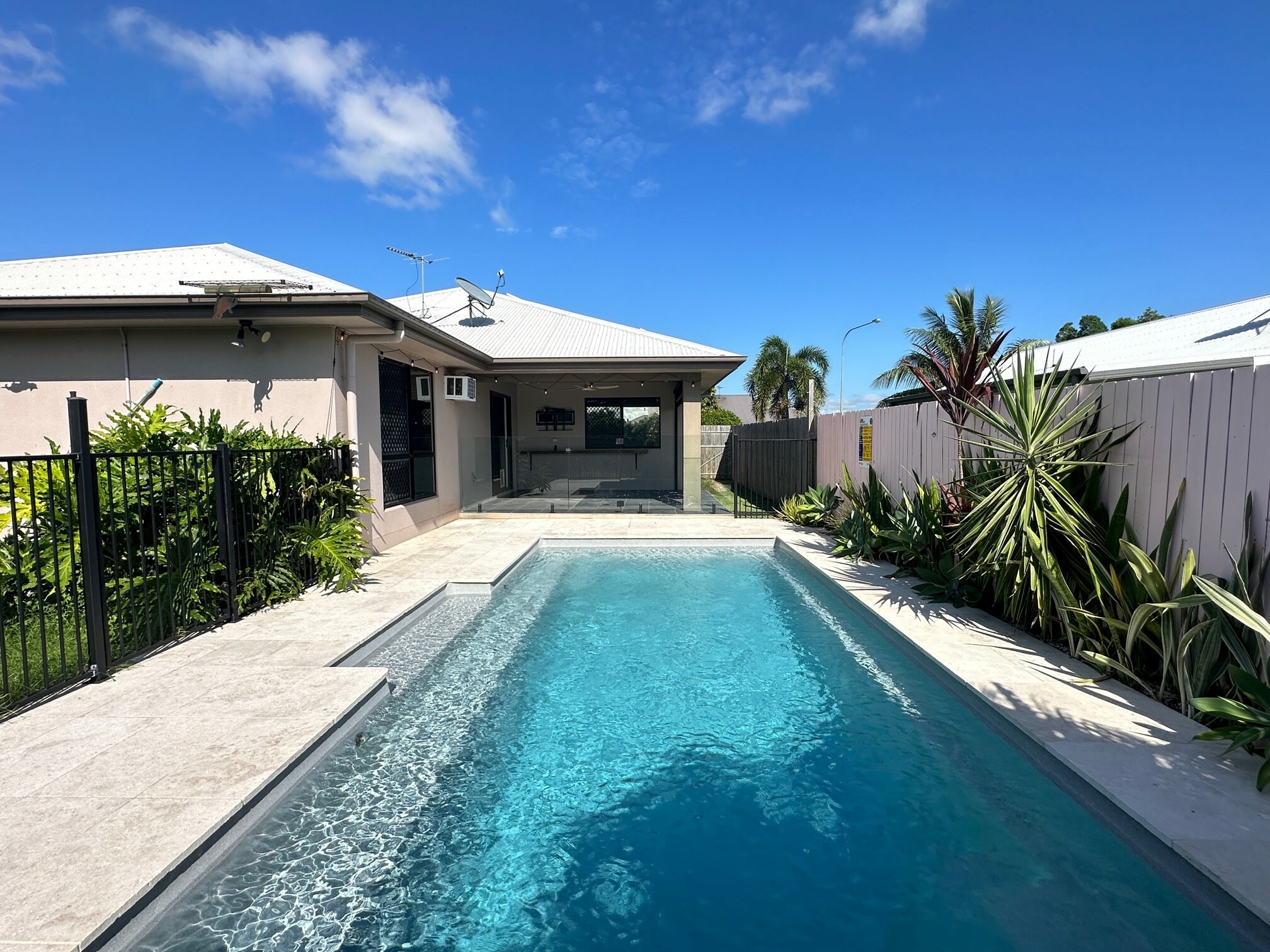 15 Aspley Dr, KIRWAN QLD 4817