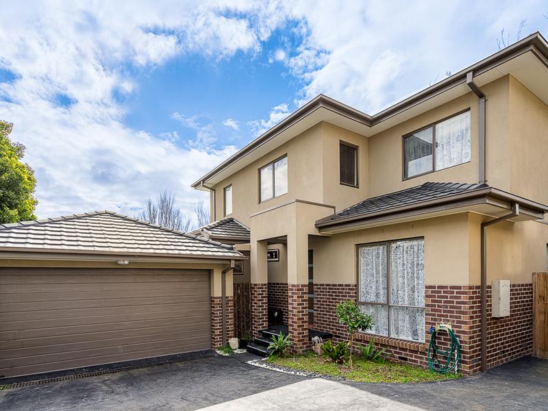 2 / 2 Caroline Street, BOX HILL NORTH VIC 3129