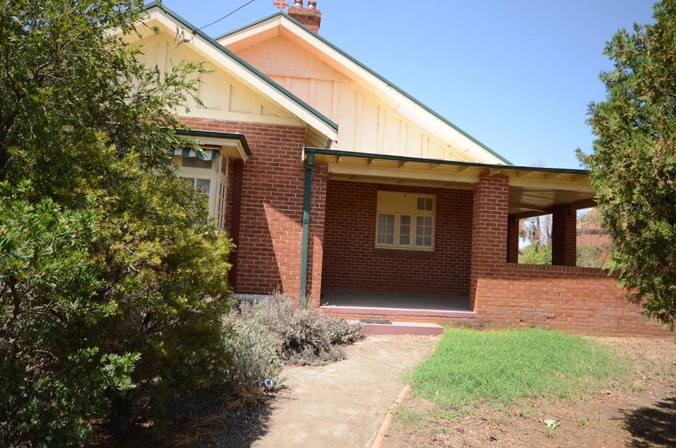 8 Rees Avenue, BOGGABRI NSW 2382