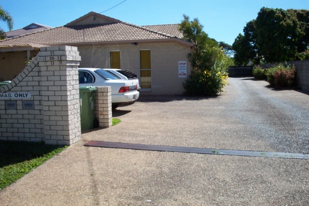2 / 35 Granville St, PIMLICO QLD 4812
