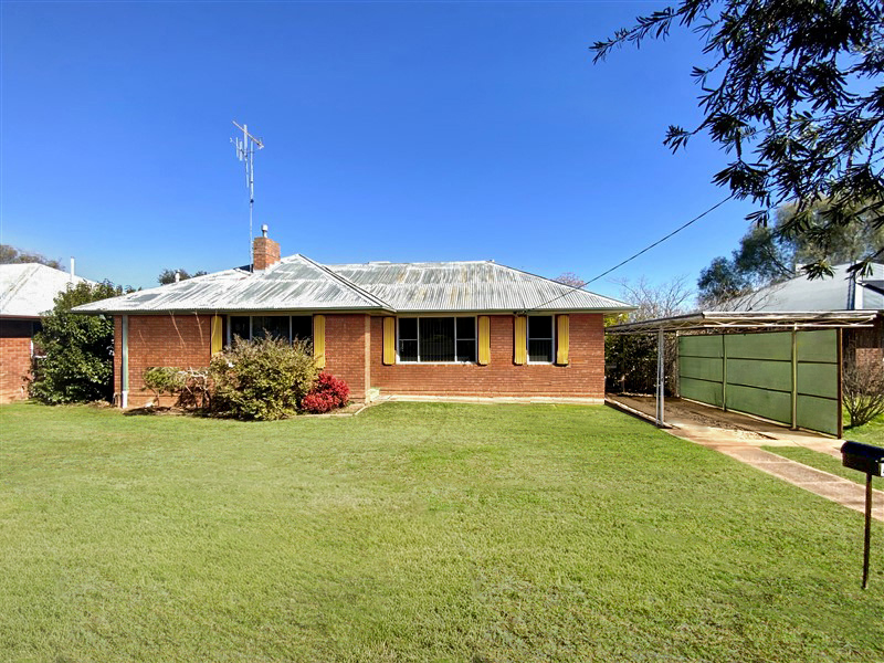 49 Clement Street, FORBES NSW 2871