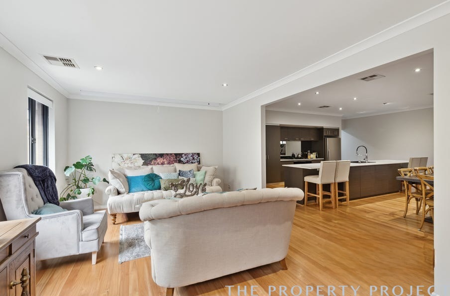 54 Wicklow Circle Darch WA 6065