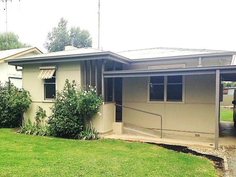 306 Sloane Street, DENILIQUIN NSW 2710