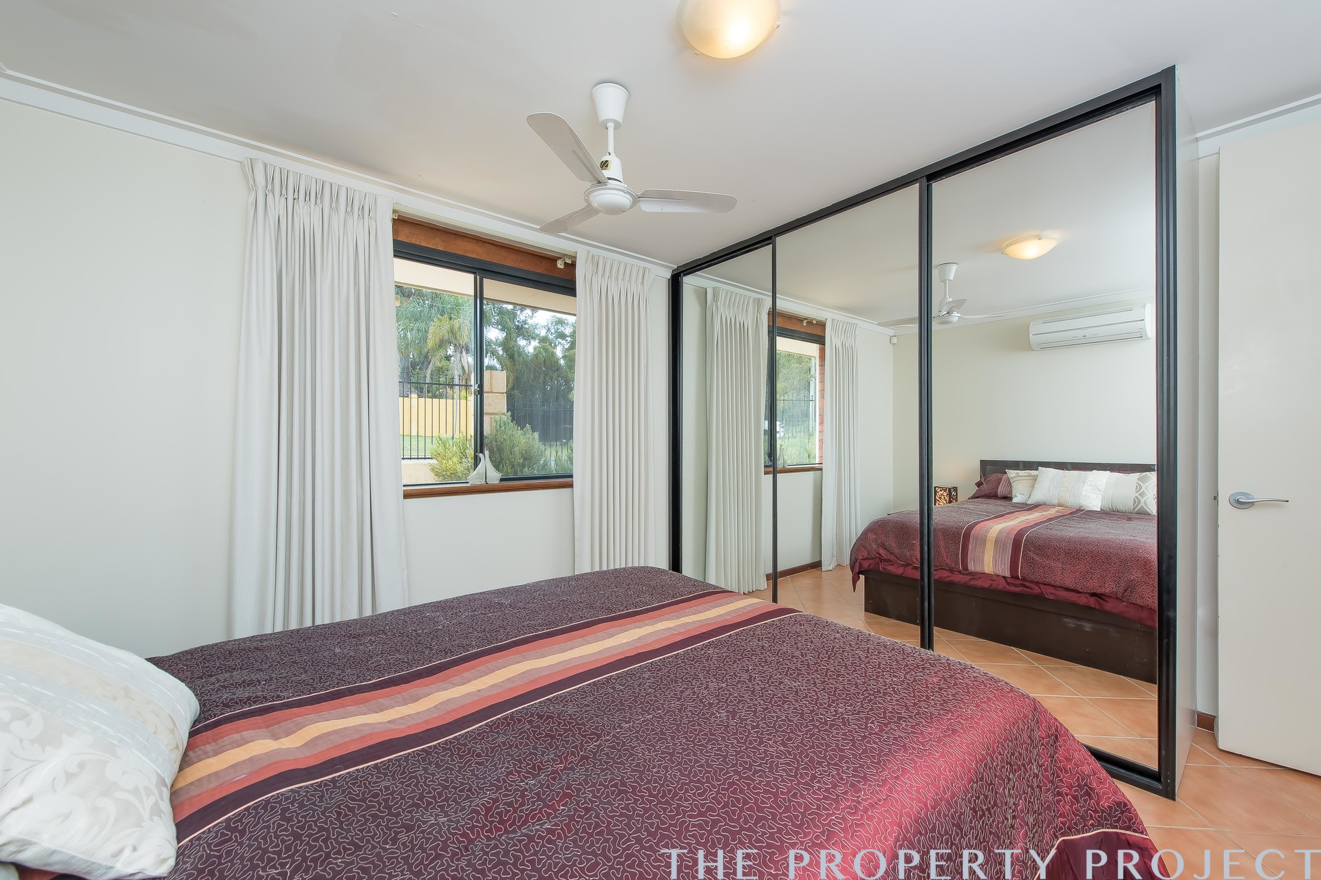 4 Cawarra Crescent Craigie WA 6025