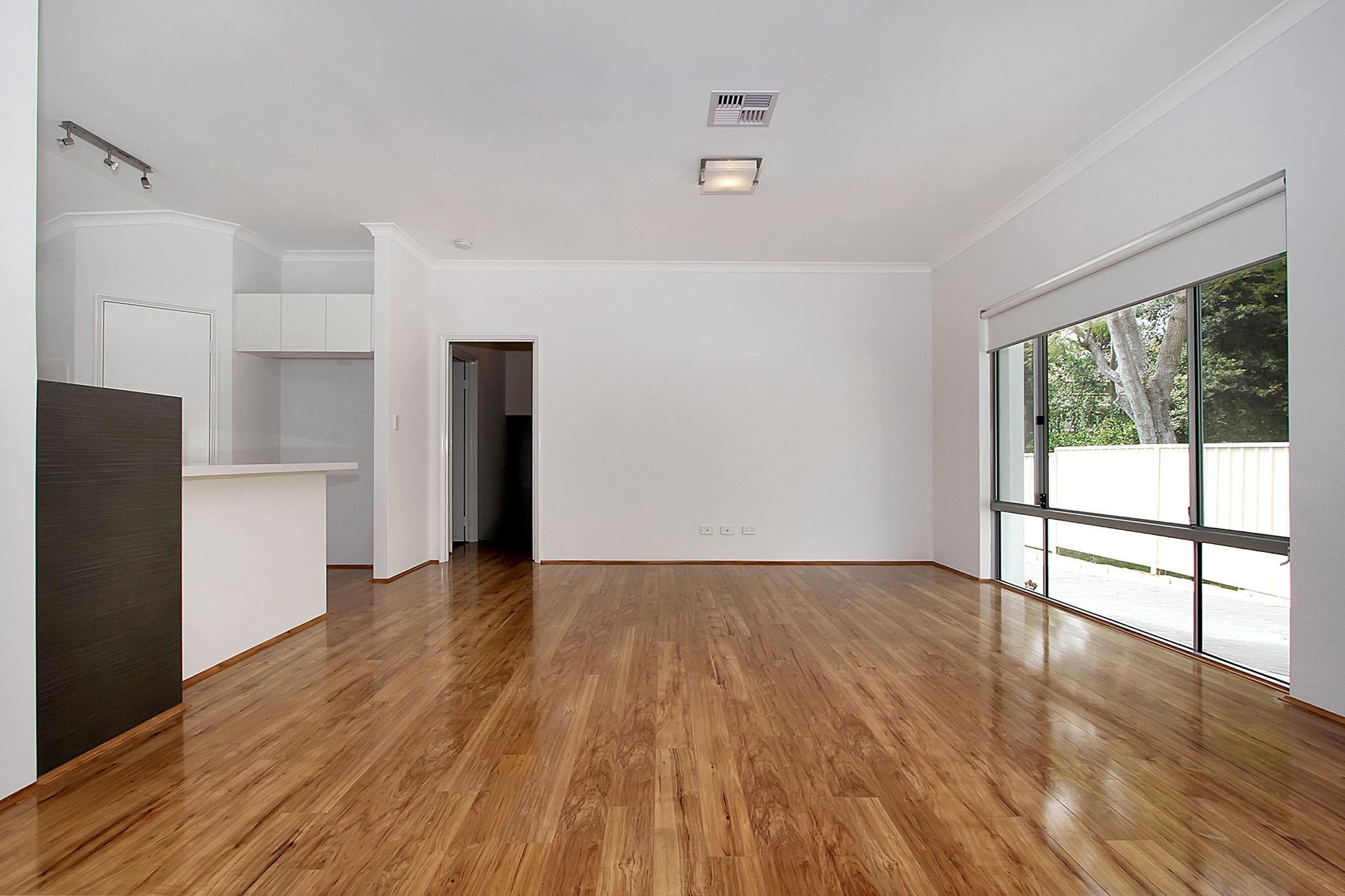 2 150 Peninsula Road Maylands WA 6051