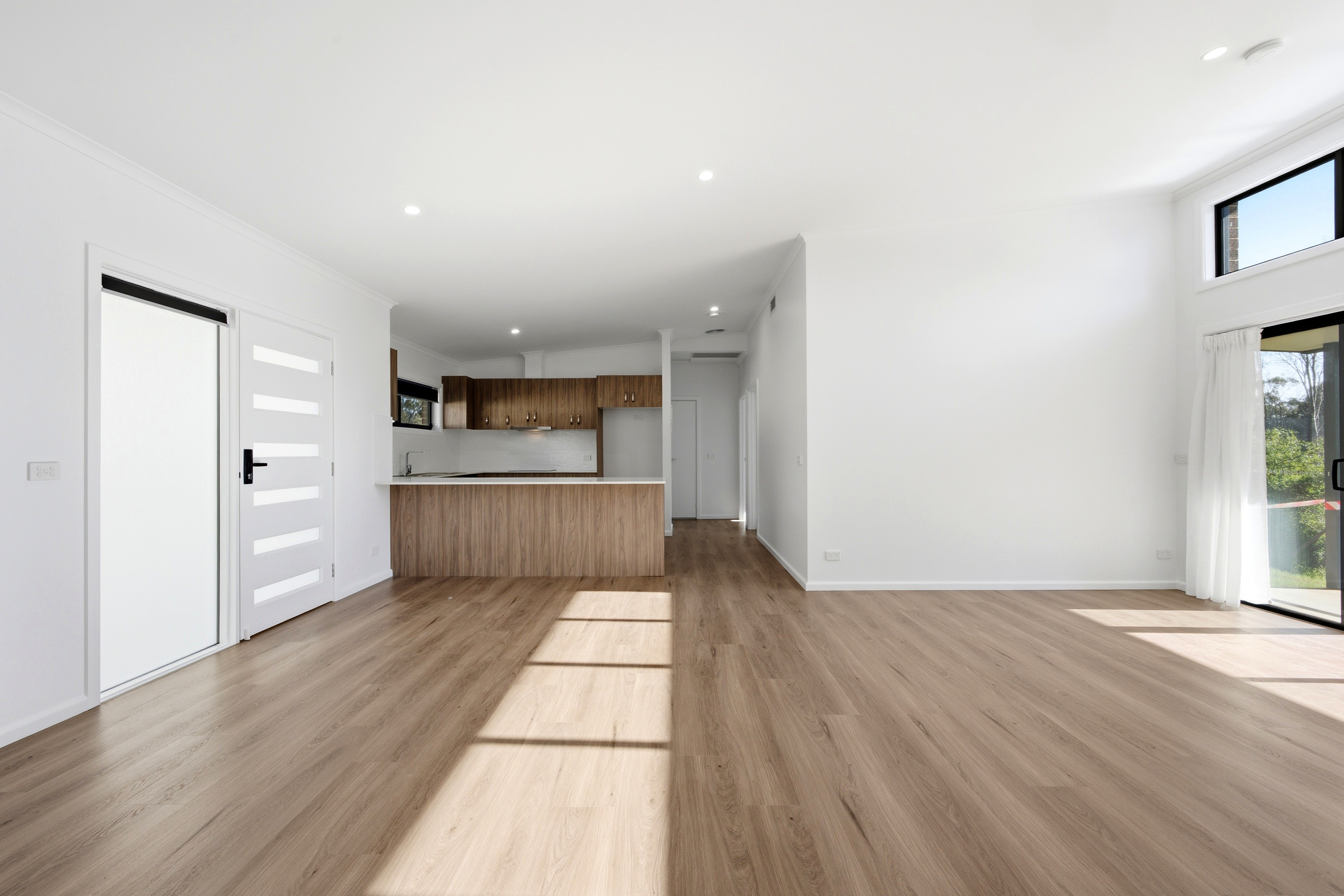 30 George Street, Oaks Estate, photo 3
