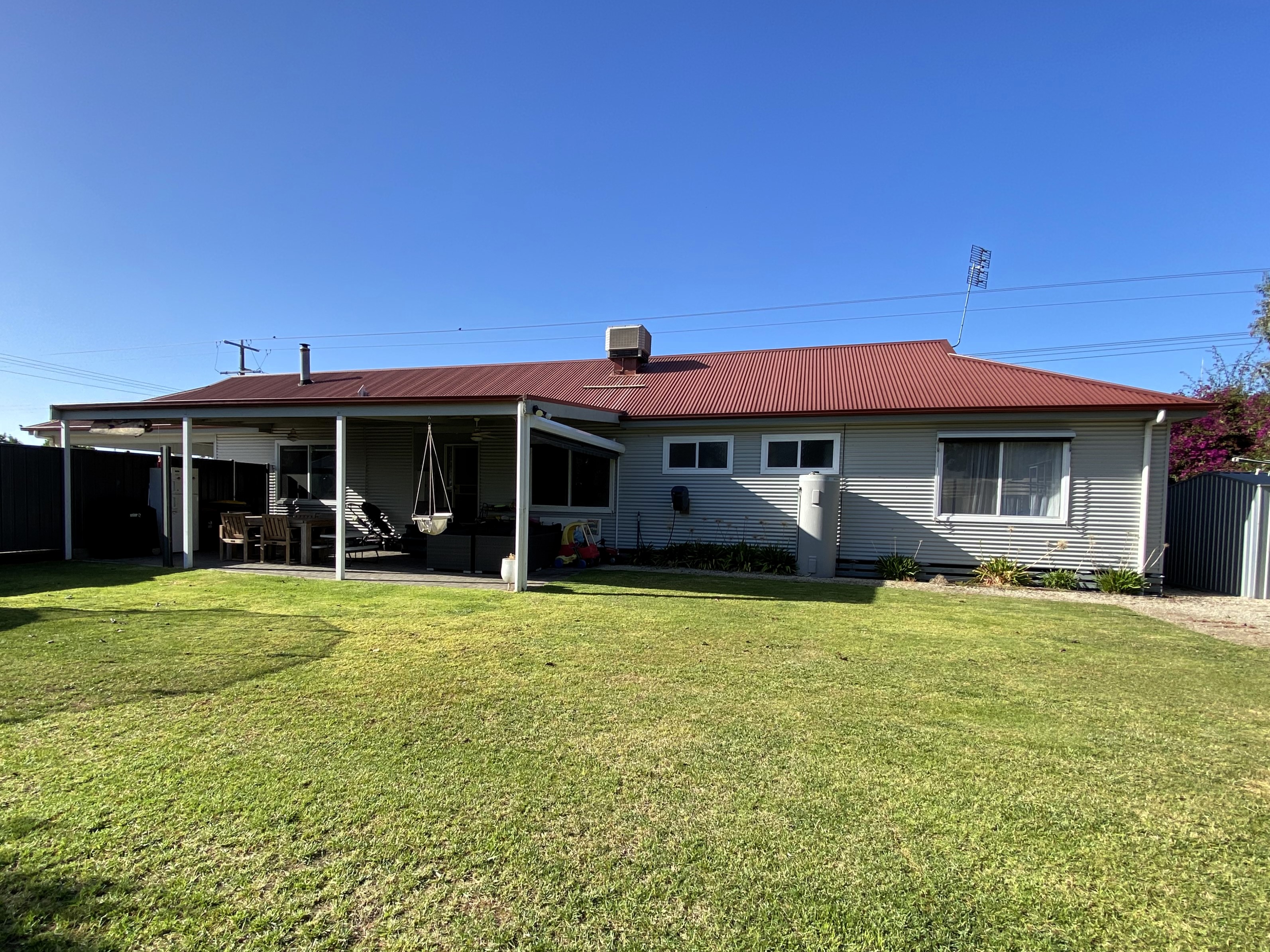 28 Campbell Street, BIRCHIP VIC 3483