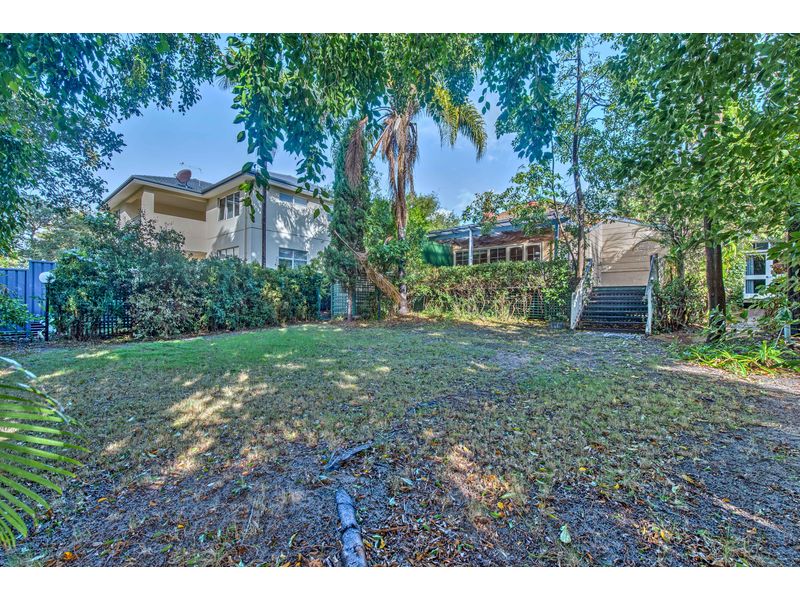 96 Archdeacon Street Nedlands WA 6009