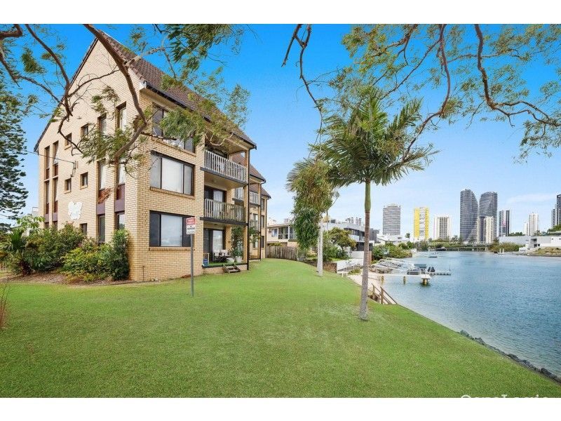 4 / 18 Sunshine Boulevard, BROADBEACH WATERS QLD 4218
