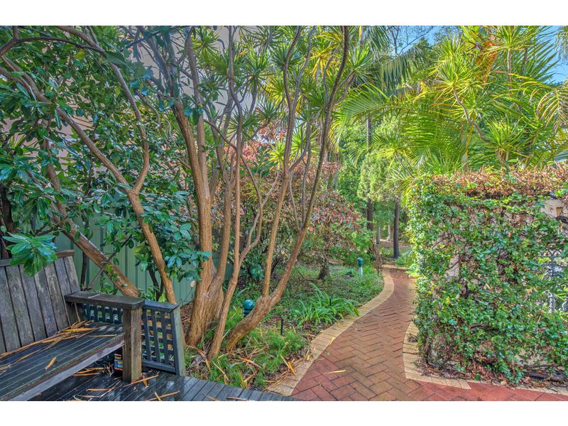 96 Archdeacon Street Nedlands WA 6009