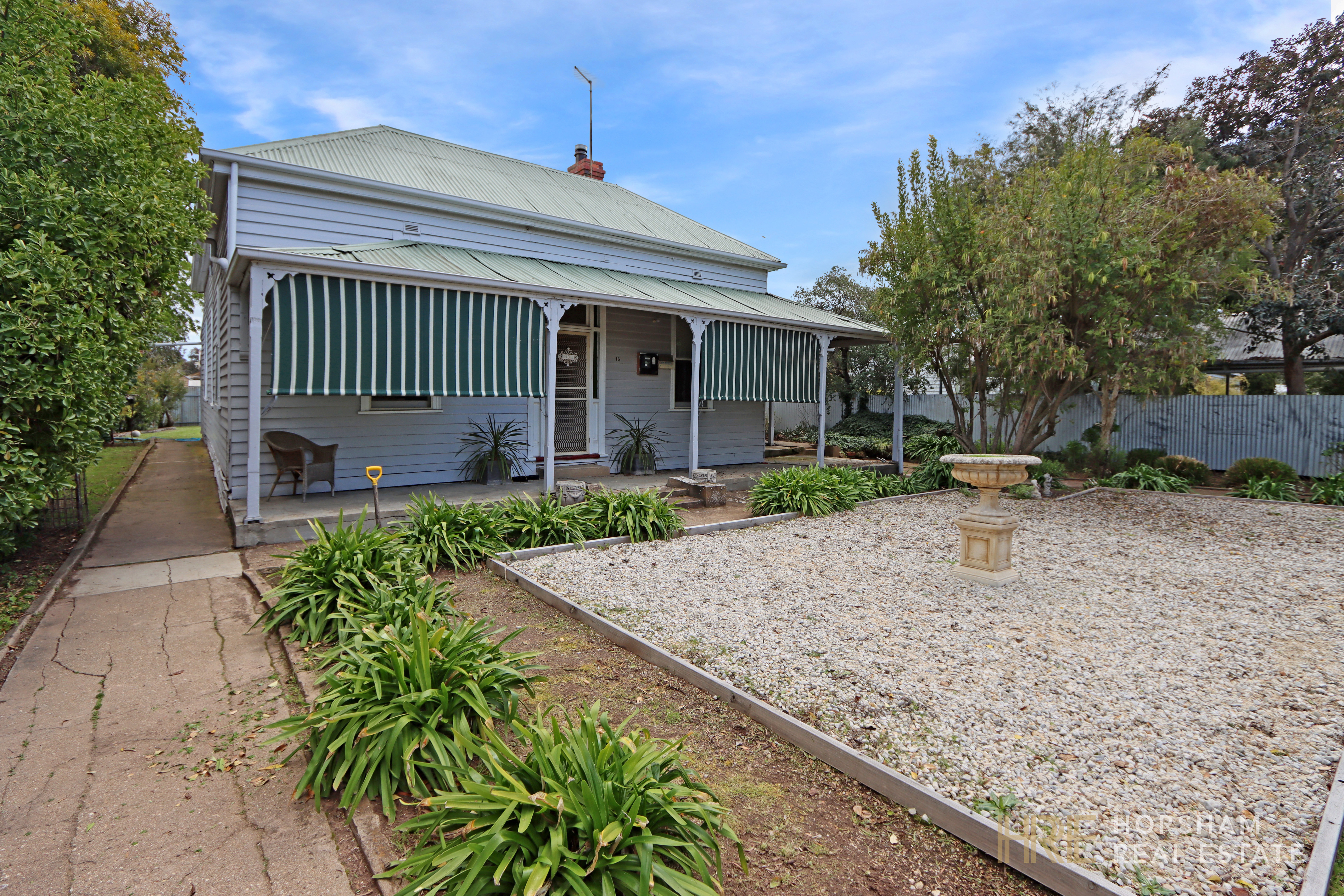 16 Hamilton Street, MURTOA VIC 3390