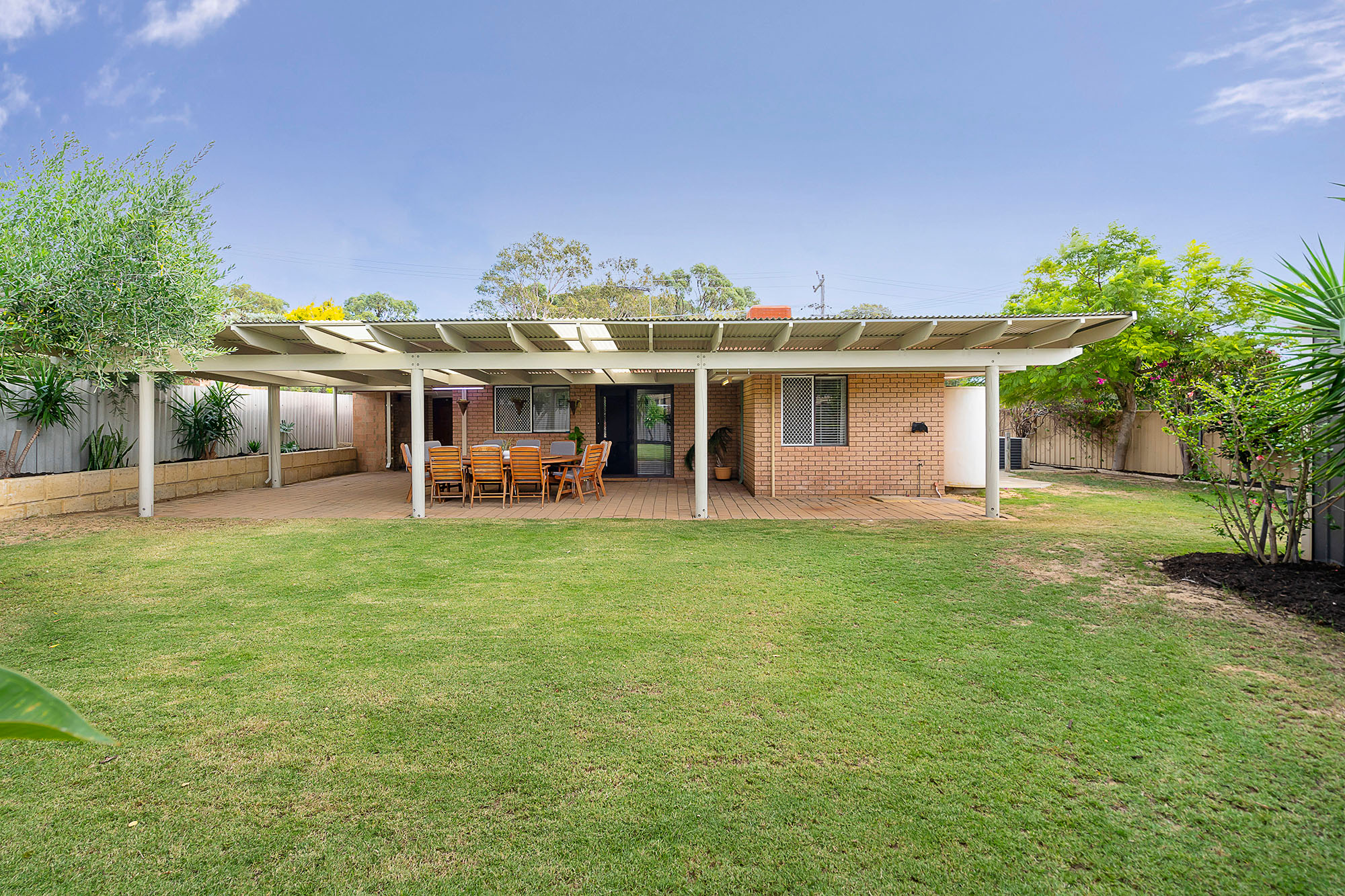 7 Adelaide Circle Craigie WA 6025