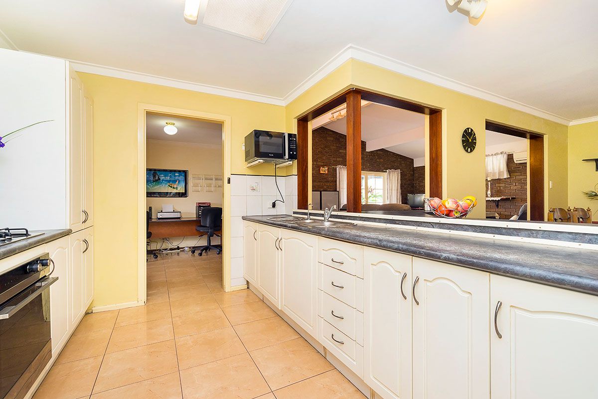 33 Ricketts Way Greenwood WA 6024