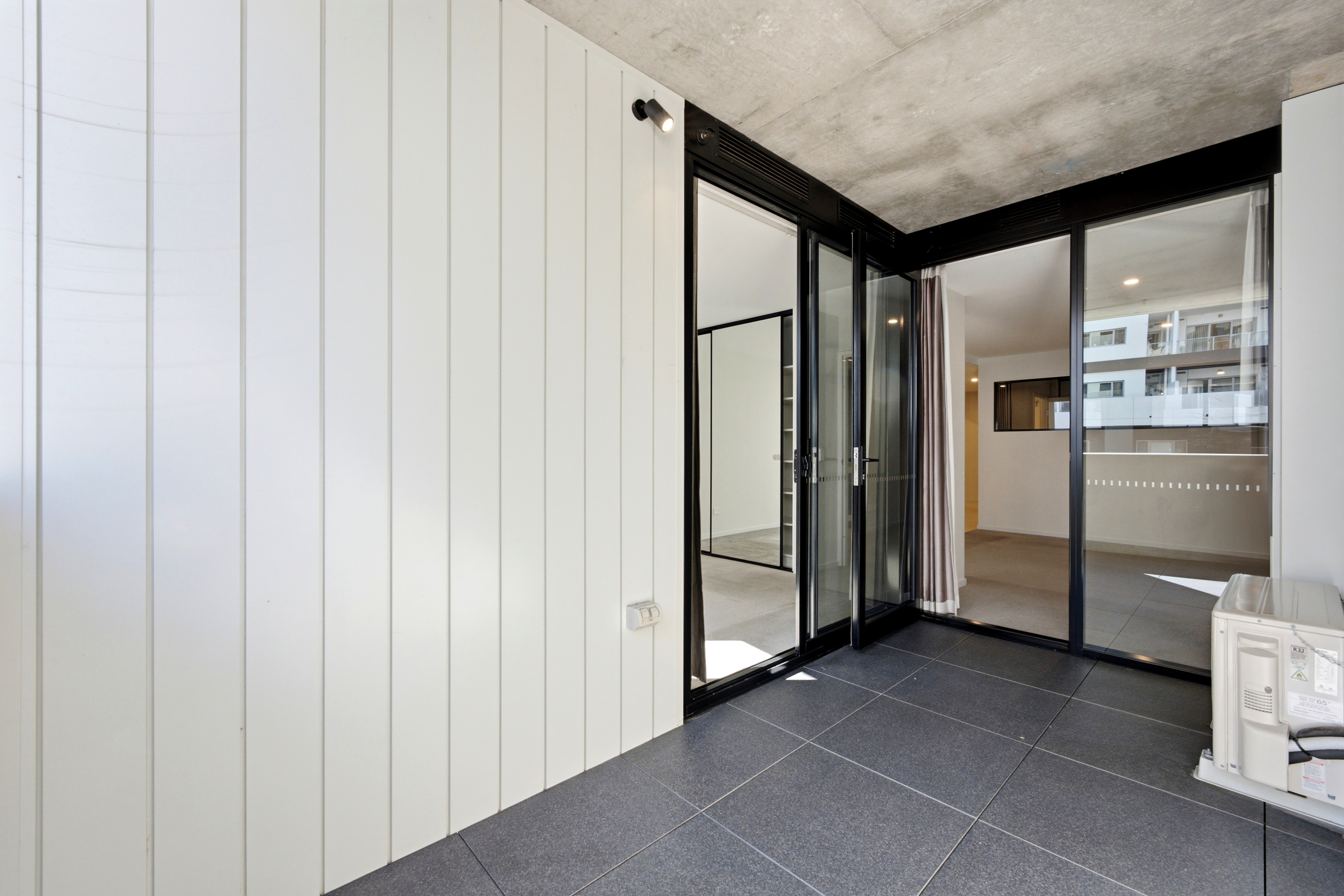 102/34 Oakden St, Greenway, photo 12