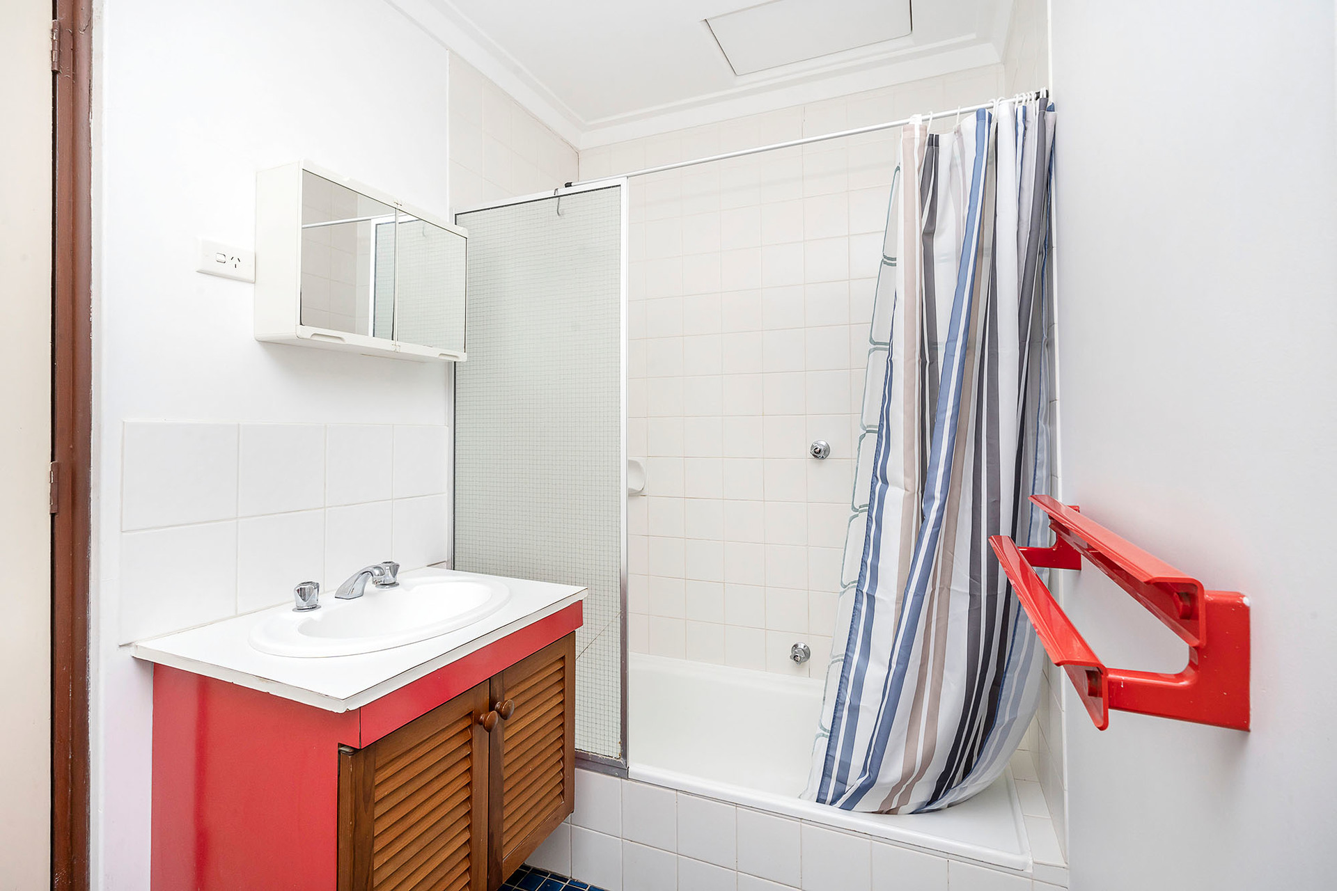 3 27 Edgehill Street Scarborough WA 6019