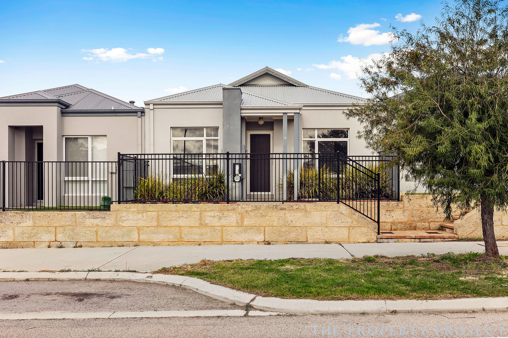 87 Hollyford Parade Butler WA 6036