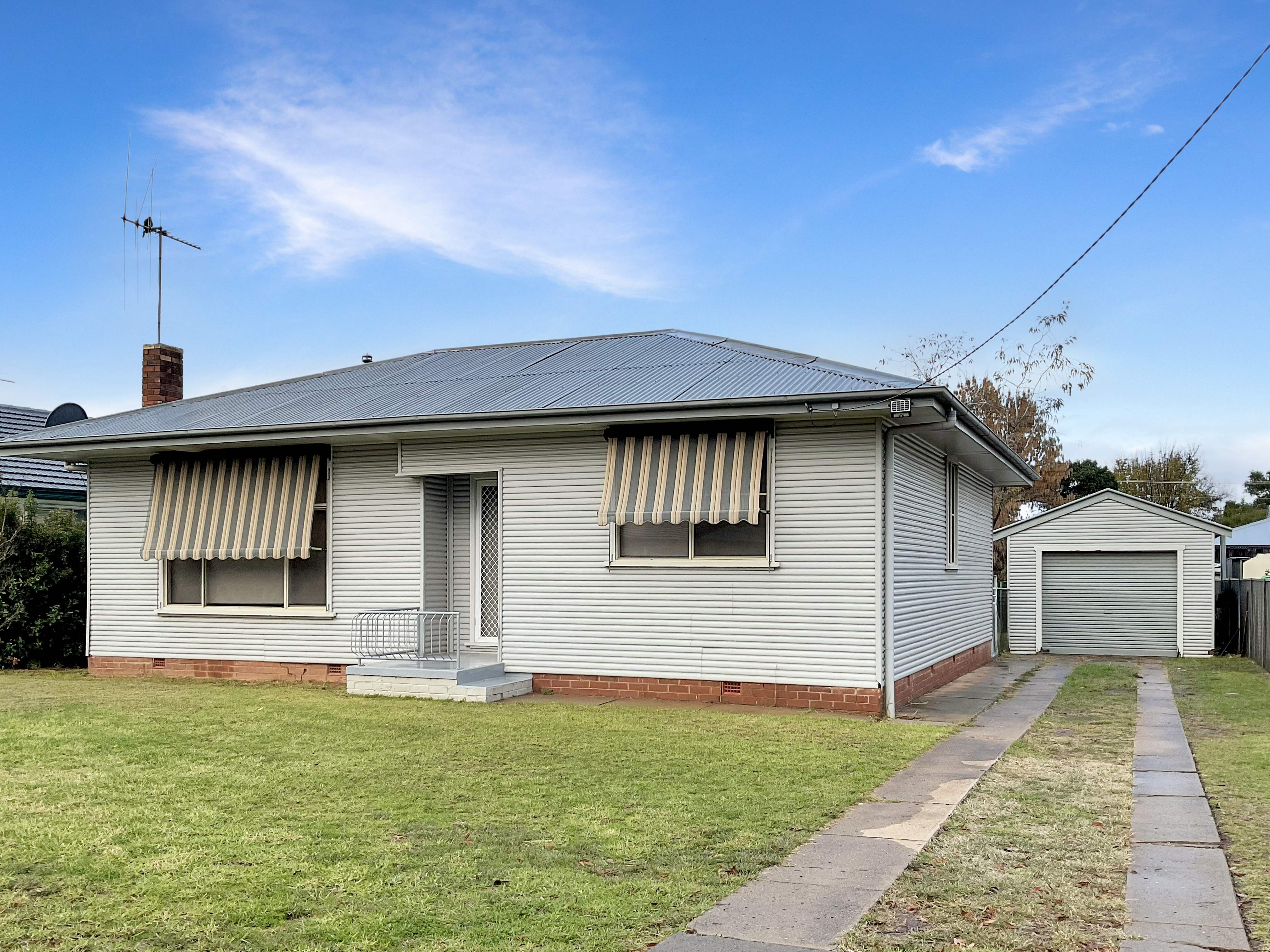 15 Facey Street, FORBES NSW 2871