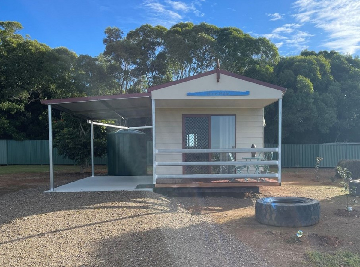 Cottage / 122000 D'Aguilar Highway, YARRAMAN QLD 4614
