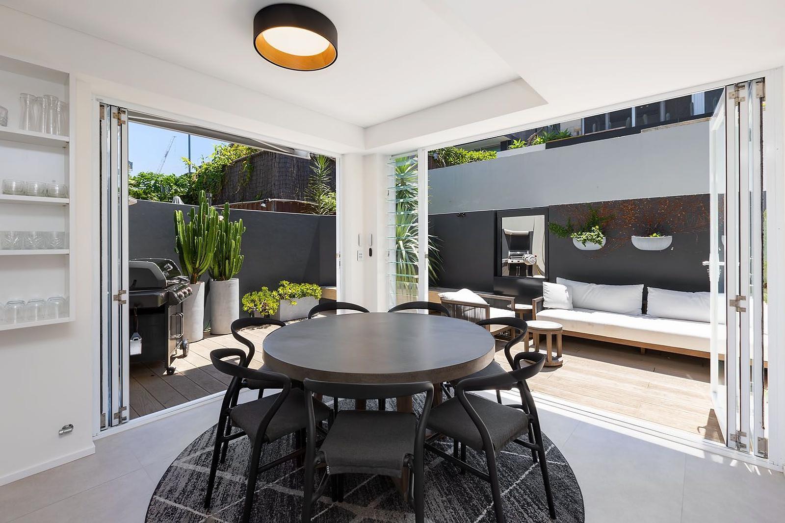 3/25-27 Dellview Street, Tamarama For Lease by Goodyer Real Estate - image 2
