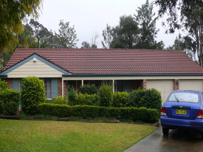 33 Chalcedony St, EAGLE VALE NSW 2558