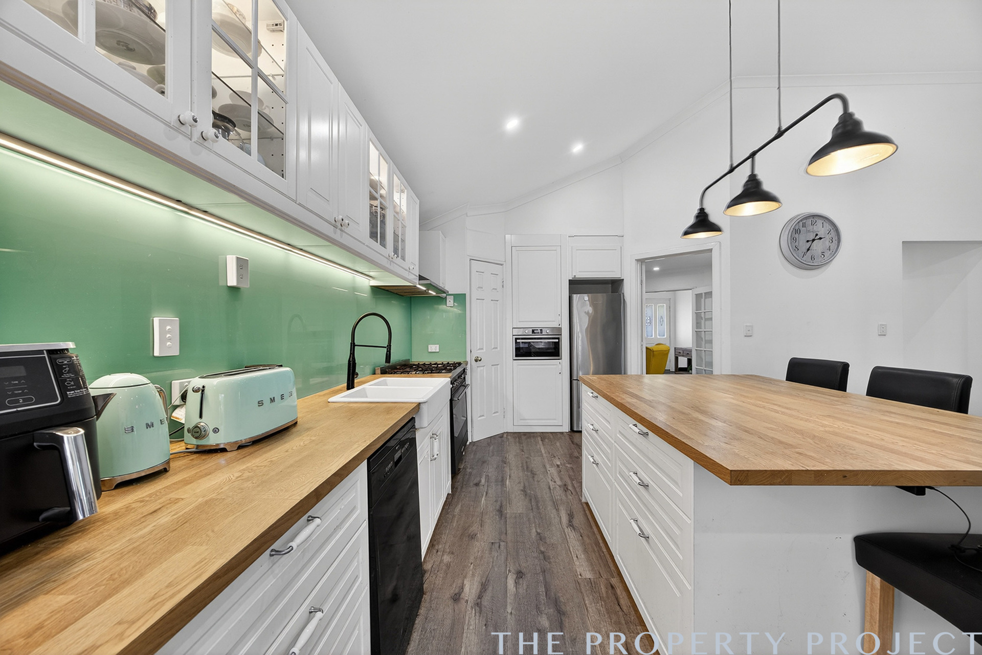 4 Rosneath Terrace Kinross WA 6028