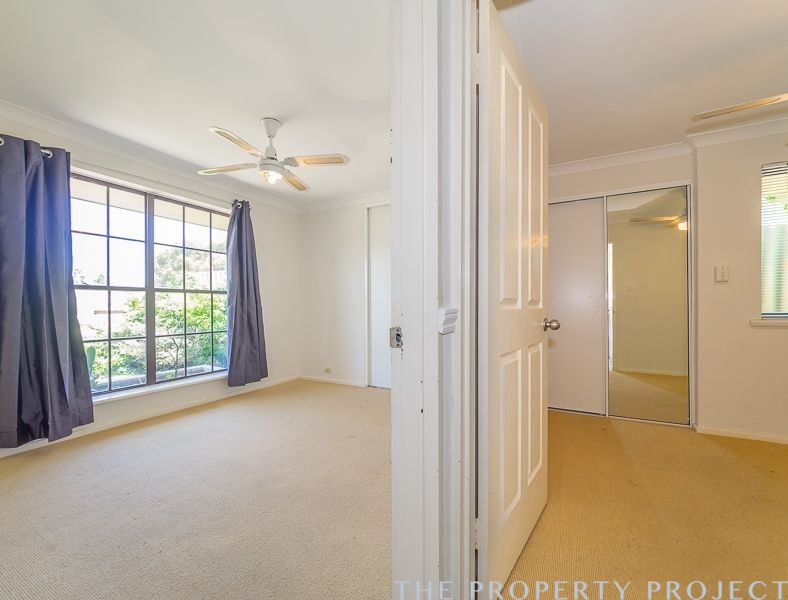 8 Treetop Avenue Edgewater WA 6027