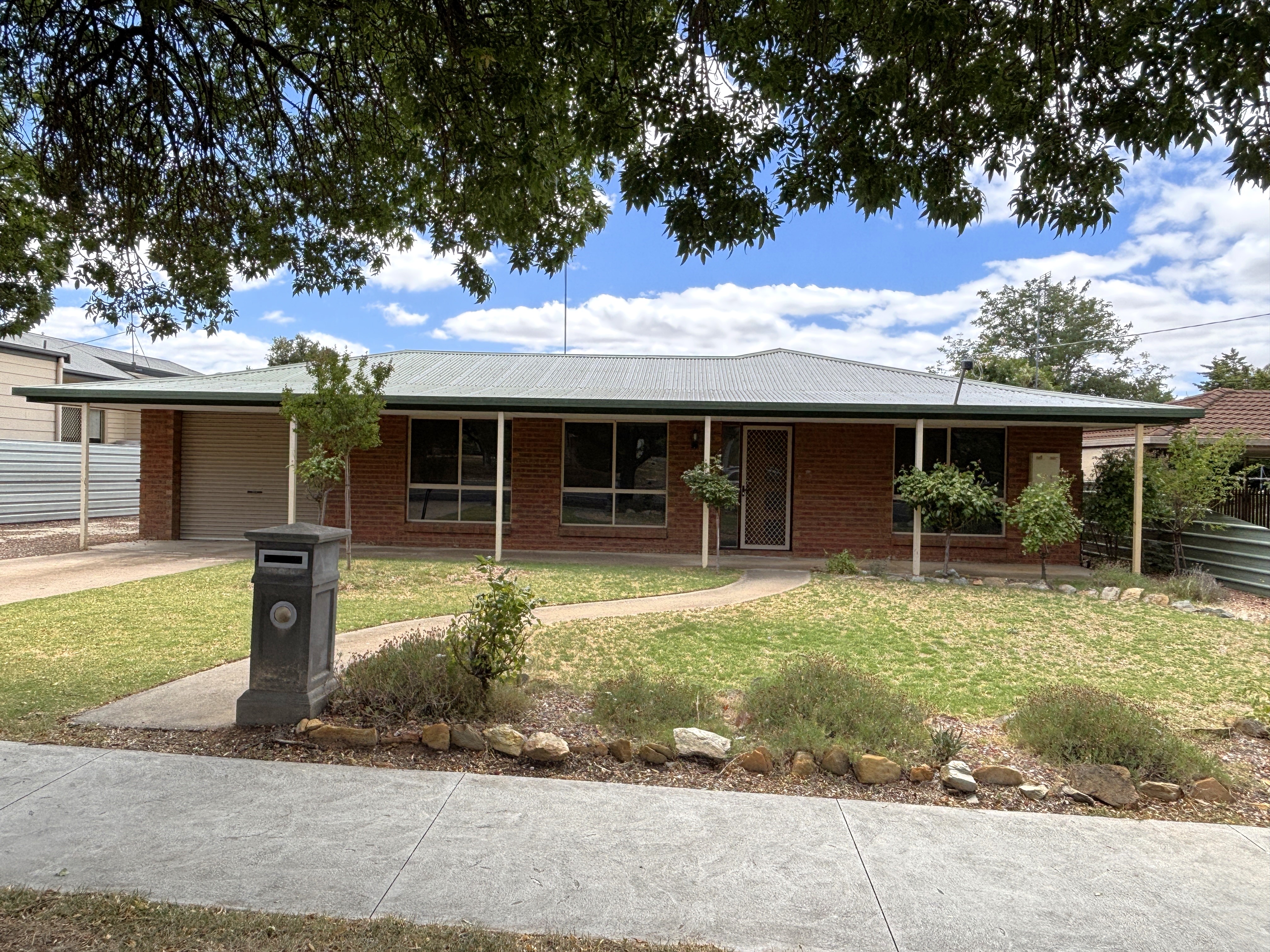 32 Silvermines Road, ST ARNAUD VIC 3478