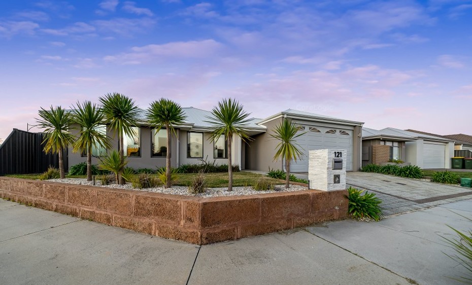 121 Boomerang Loop, BANKSIA GROVE WA 6031